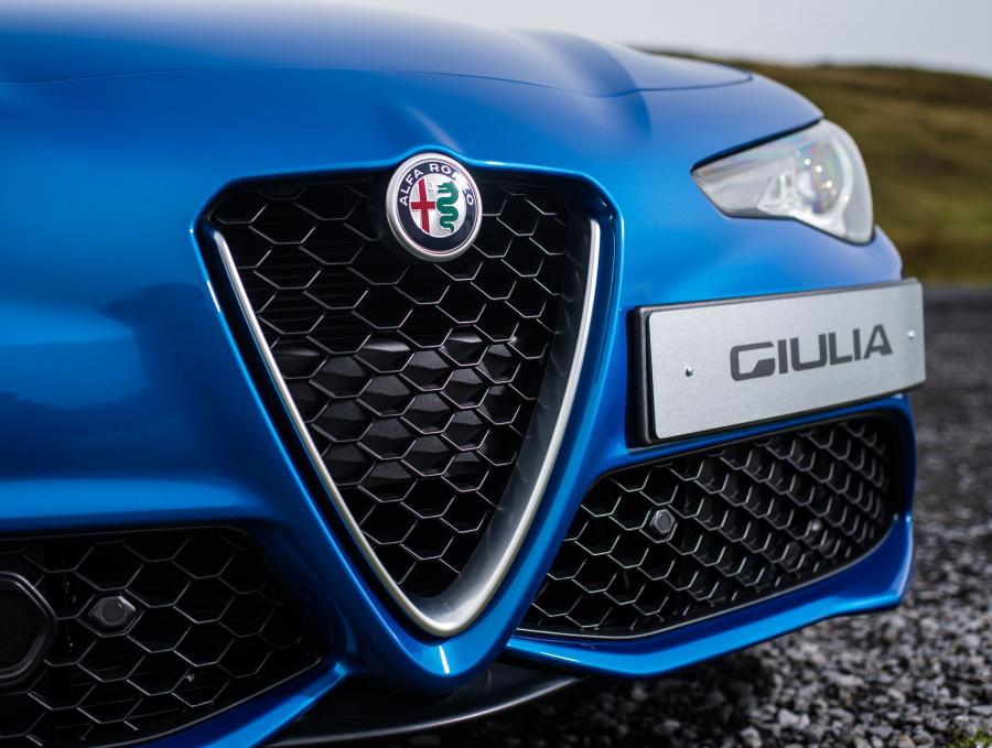 Детали экстерьера Alfa Romeo Giulia Veloce (952) 2017 года  (UK) (фото 18 из 24)